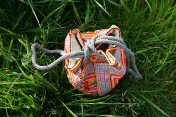 Bucket Bag Happy dicht