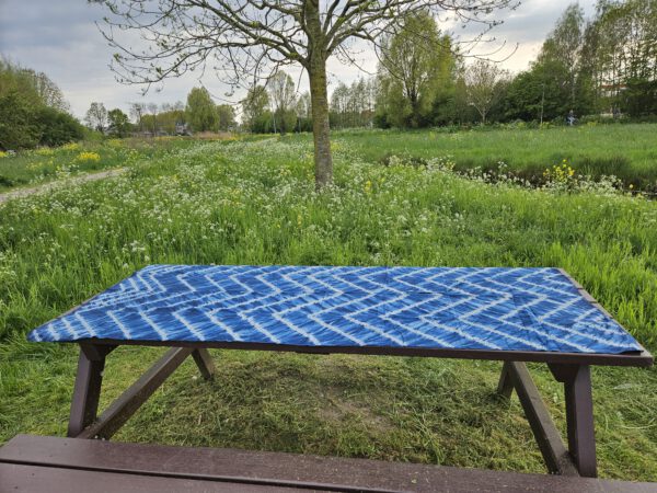 Tafelloper Indigo Bergen tafel